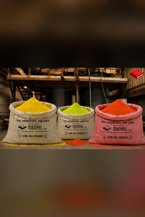 Lead Chromate PY 34 and Molybdate Orange PR 104 pigment powders for industrial coatings plastics and road marking